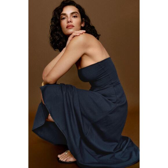 Reformation XS navy blue lora strapless fit and flare midi dress